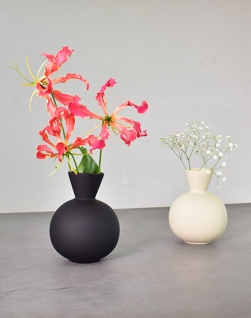 クーイー 花瓶 トランペットベース 16cm COOEE HI-028-28 黒 キナリ