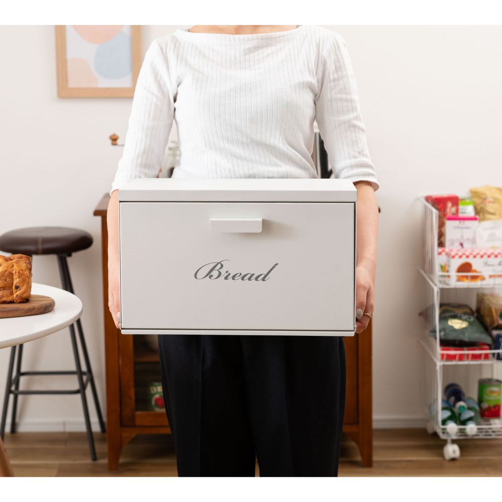北欧さま専用　【未使用】角形ホーロ製ブレッドケース　ピンク　CAKES ブレッドケース パンケース おしゃれ 安い 北欧 スチール キッチン