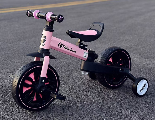 B'TWINサイクリング バランスバイク 900 キッズ (2～5歳用) B'TWIN(ビトウィン) サイクリング バランスバイク 900 キッズ (2