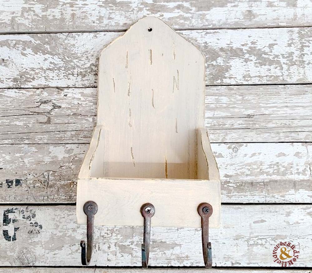 アンティーク調 フック付き レターラック / 壁壁掛けレターラック