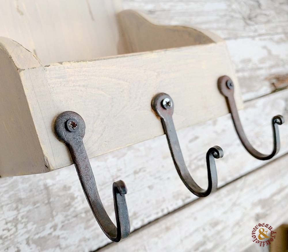 アンティーク調 フック付き レターラック / 壁壁掛けレターラック