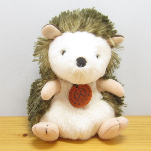 海外作家様ハンドメイドぬいぐるみハリネズミ赤リボンハートチャーム