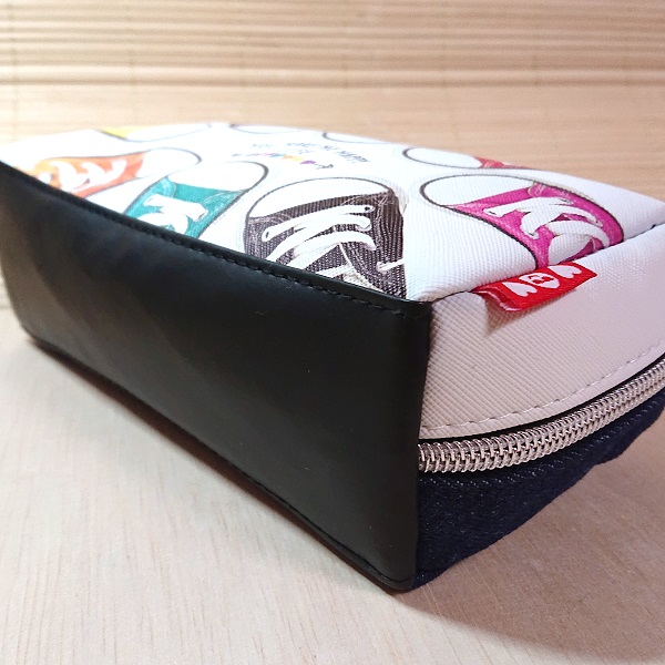 スニーカー柄 BOXペンポーチ 24638/デニム ペンケース 筆箱 ペン入れ
