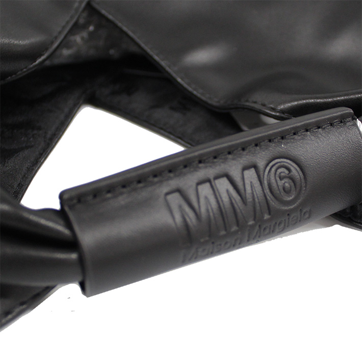 並行輸入品 MM6 エムエムシックス マルジェラ JAPANESE BAG ジャパニーズ  バッグ ハンドバッグ ブラック 黒 ホワイト 白 SB6WD0013 P4313 T1003 T8013 送料無料の画像