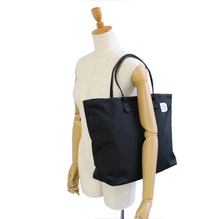 FREDRIK PACKERS（フレドリックパッカーズ） 500D ESSENTIAL TOTE S