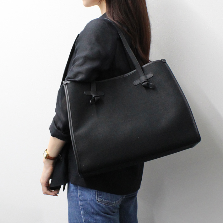 美品　ジャンニキアリーニ　MARCELLA M 黒　マルチェッラ bs685021pe--mdl.jpg