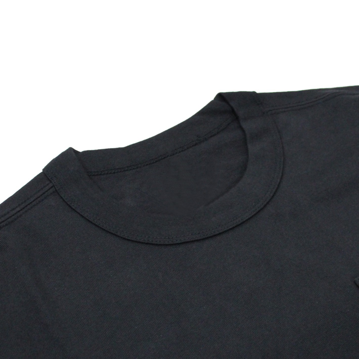 NIKE（ナイキ） Premium Essentials Men's Long-Sleeve Pocket T-Shirt