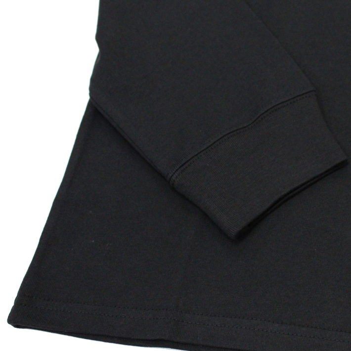 NIKE（ナイキ） Premium Essentials Men's Long-Sleeve Pocket T-Shirt