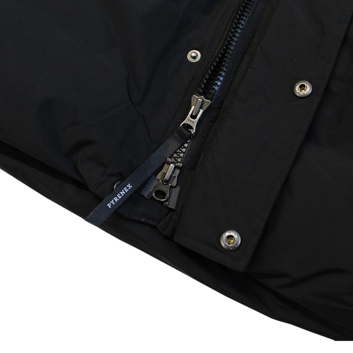 並行輸入品 PYRENEX ピレネックス SPARK スパーク ダウン アウター ジャケット 撥水素材 保温性能 メンズ ブラック HMY025P プレゼント ギフト 通勤 通学の画像