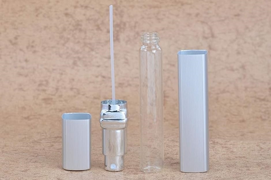 アトマイザー メタル 香水瓶 スプレー ガラス アルミ 容器 詰め替えノズル付き 携帯用 クイックアトマイザー( 12ml 7本セット)｜zebrand-shop｜04