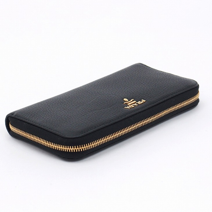 PRADA ブラックレザー長財布 PRADA ブラックレザー 長財布