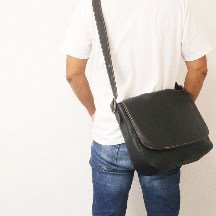 HH　COACH ブラックレザー 肩掛けバッグ COACH（コーチ） 【並行輸入品】コーチ バッグ メンズ ショルダー