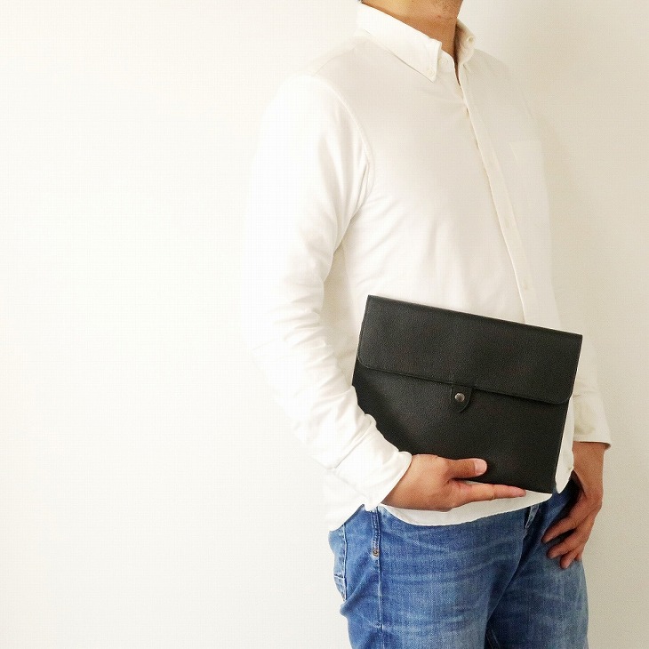 安い 【 タブレットケース クラッチバッグ osamu様専用】COACH その他 