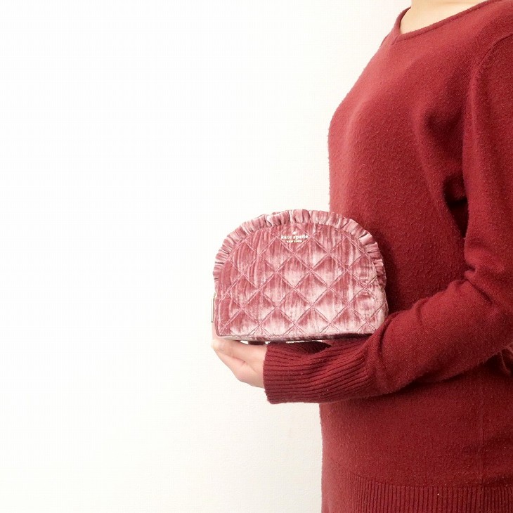 ふっくら可愛いキルティング【katespade newyork】コスメポーチ ふっくら可愛いキルティング【katespade newyork】コスメポーチ