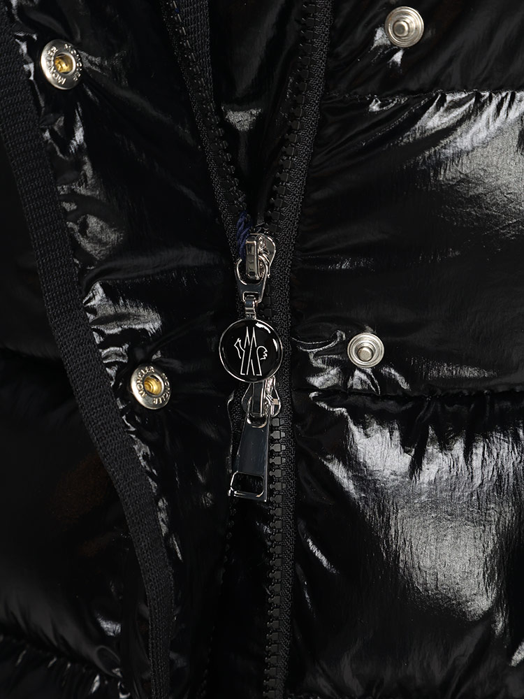 MONCLER (モンクレール) 着脱フード付き ボア襟 ダブルジップ