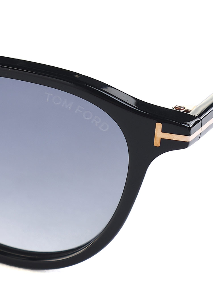 TOM FORD トムフォード サングラス 眼鏡 アイウェア ブラック