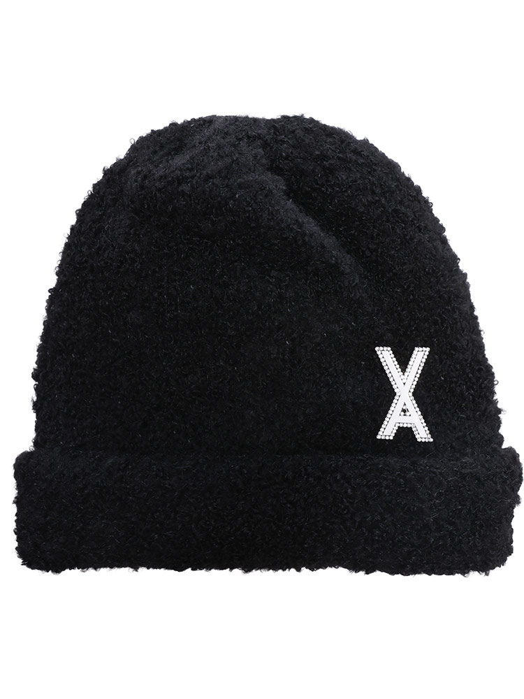 Perverze パーバーズ　ニット帽　ブラック PERVERZE（パーバーズ）の「New Era PERVERZE Scrap Logo Beanie