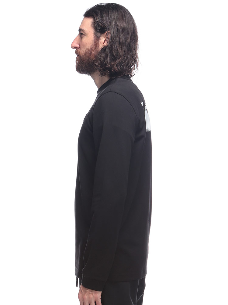 MONCLER（モンクレール） メンズ スプレーロゴプリント 長袖Tシャツ