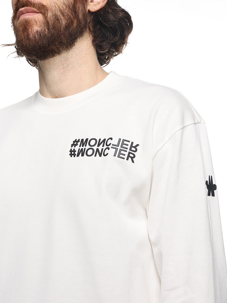 【関税込み】Moncler オレンジ ロゴプリント 長袖Tシャツ MONCLER モンクレール Tシャツ 8C00064 336オレンジ メンズ 半袖