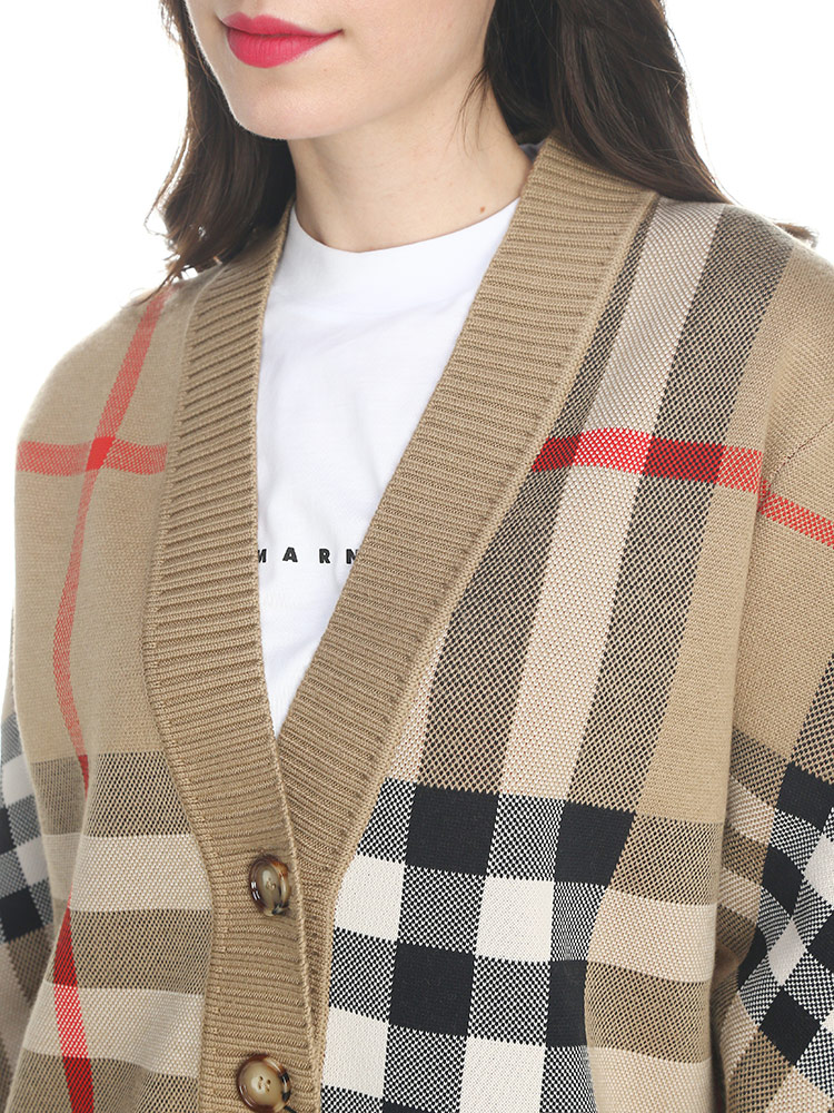 値下げ⭐︎BURBERRY 新品未使用☆チェックウールジャカードカーディガン-