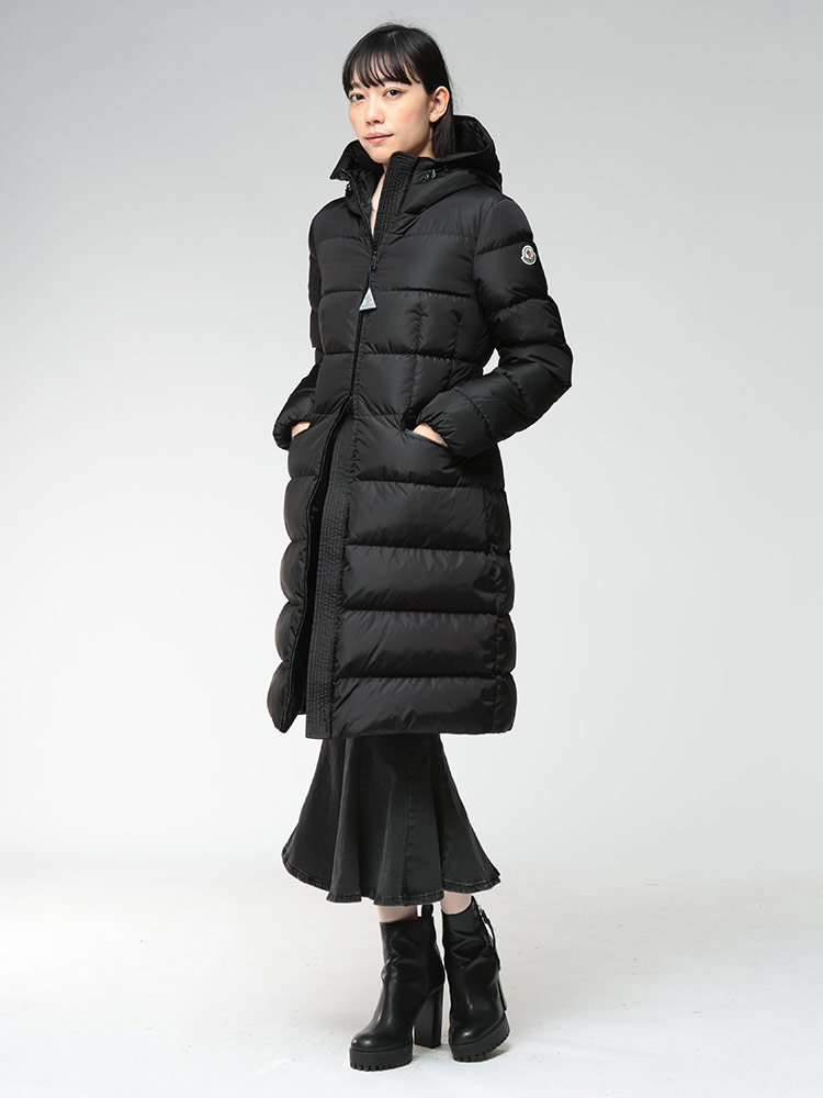 MONCLER（モンクレール） ダウン アウター テクニカルナイロン