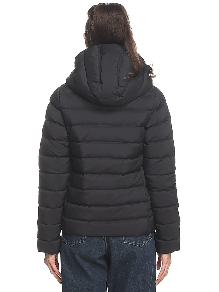 【専用】23年モデル PYRENEX ナクル2 ライトダウンジャケット L Pyrenex ピレネックス ダウンジャケット PYRENEX レディース