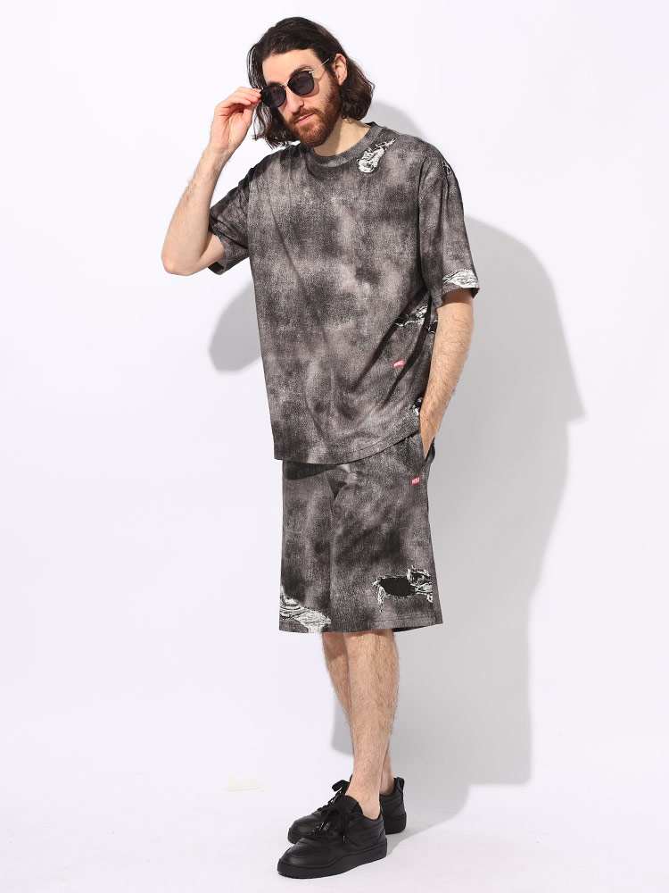DIESEL（ディーゼル） トロンプルイユ 総柄プリント クルーネック 半袖