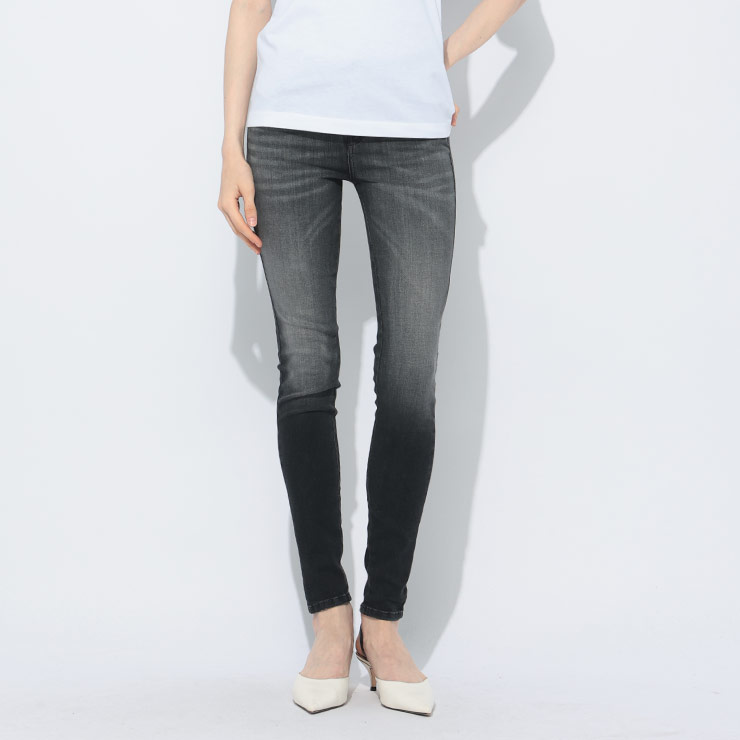 DIESEL美品　レディーススラックス DIESEL（ディーゼル） デニムパンツ レディース スリム ストレッチ