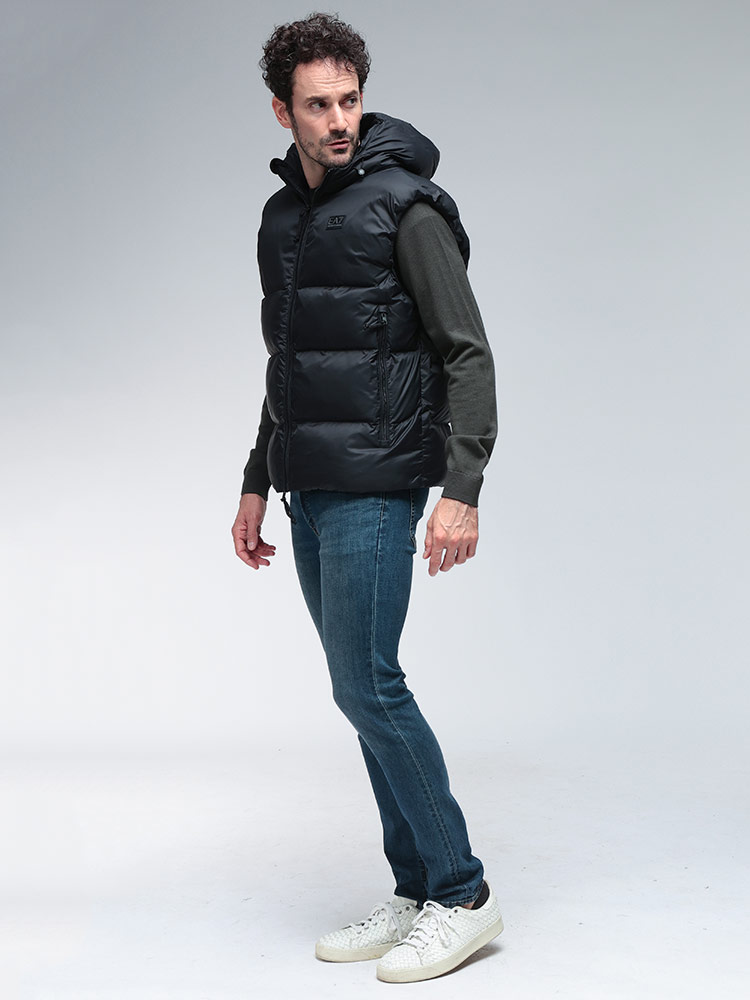 EA7 エンポリオアルマーニ ベスト アウター EMPORIO ARMANI バックロゴ
