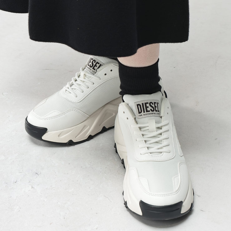 DIESEL(ディーゼル) レディース スニーカー DIESEL SAVANNAH ロゴ DIESEL(ディーゼル) レディース スニーカー DIESEL SAVANNAH ロゴ