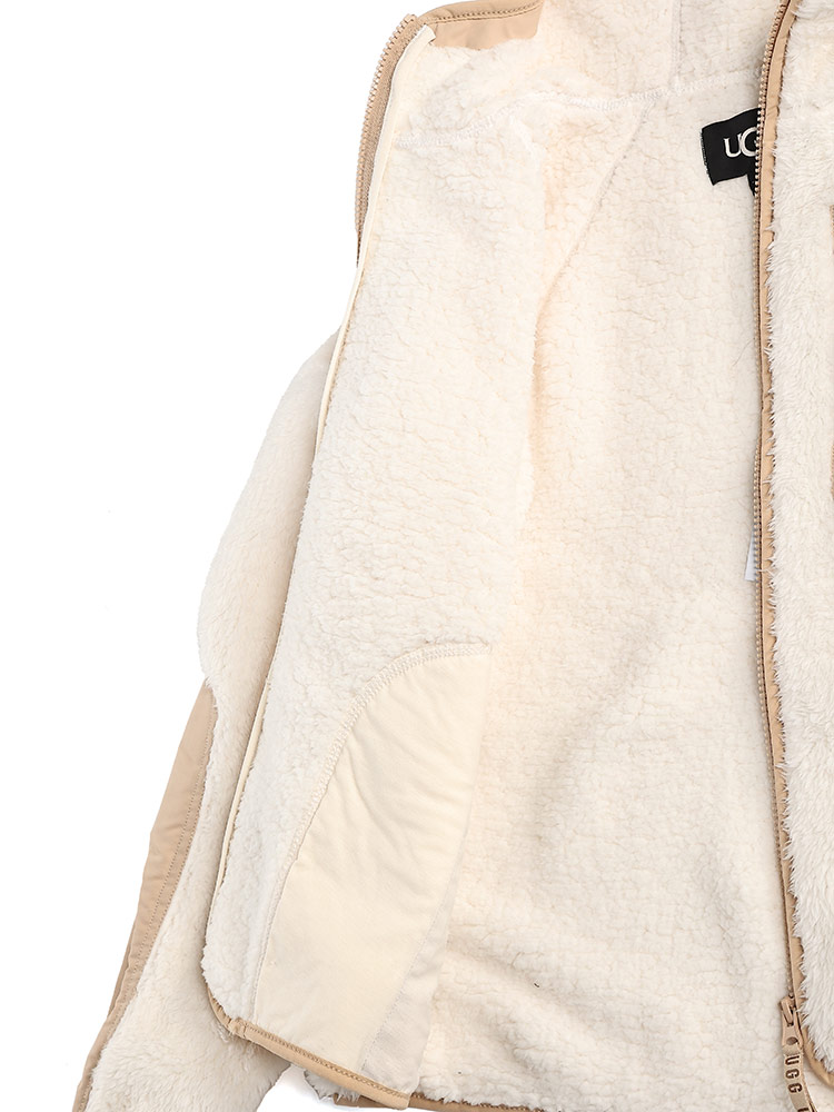 UGG Australia（アグオーストラリア） アグ UGG フード フルジップ