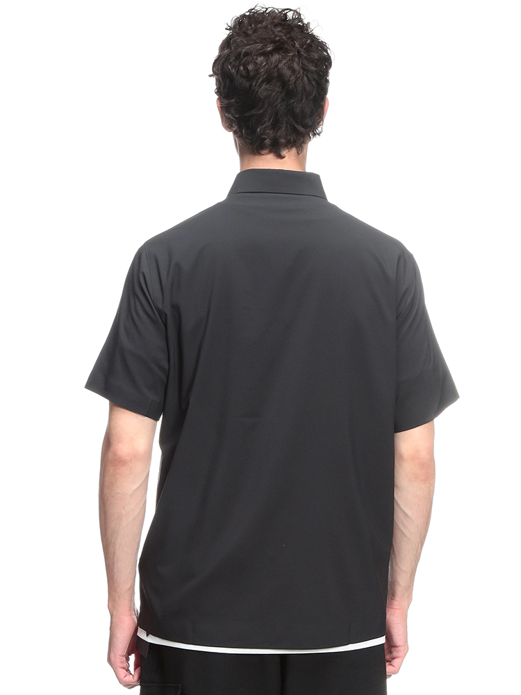 ARC'TERYX ハーフボタン タイト ポロシャツ ブラック ゴルフ ARC'TERYX（アークテリクス） メンズ シャツ 半袖 スカイライン 肩ロゴ