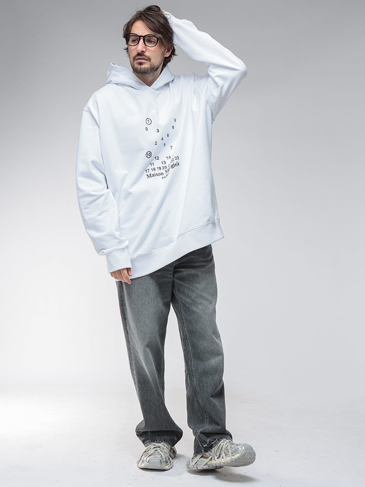 Maison Margiela（メゾンマルジェラ） メンズ ランダムカレンダー刺繍