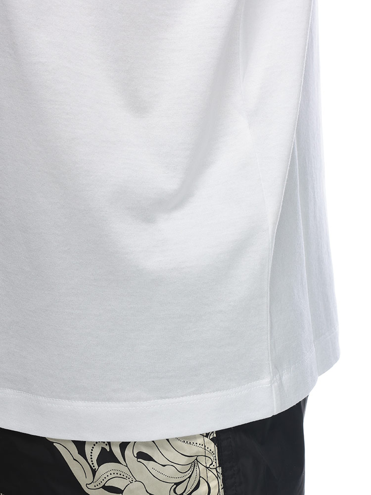 送込*モンクレール*背面縦ロゴレタリングクラシック半袖Tシャツ MONCLER モンクレール 半袖 Tシャツ メンズ バック縦ロゴ クルー