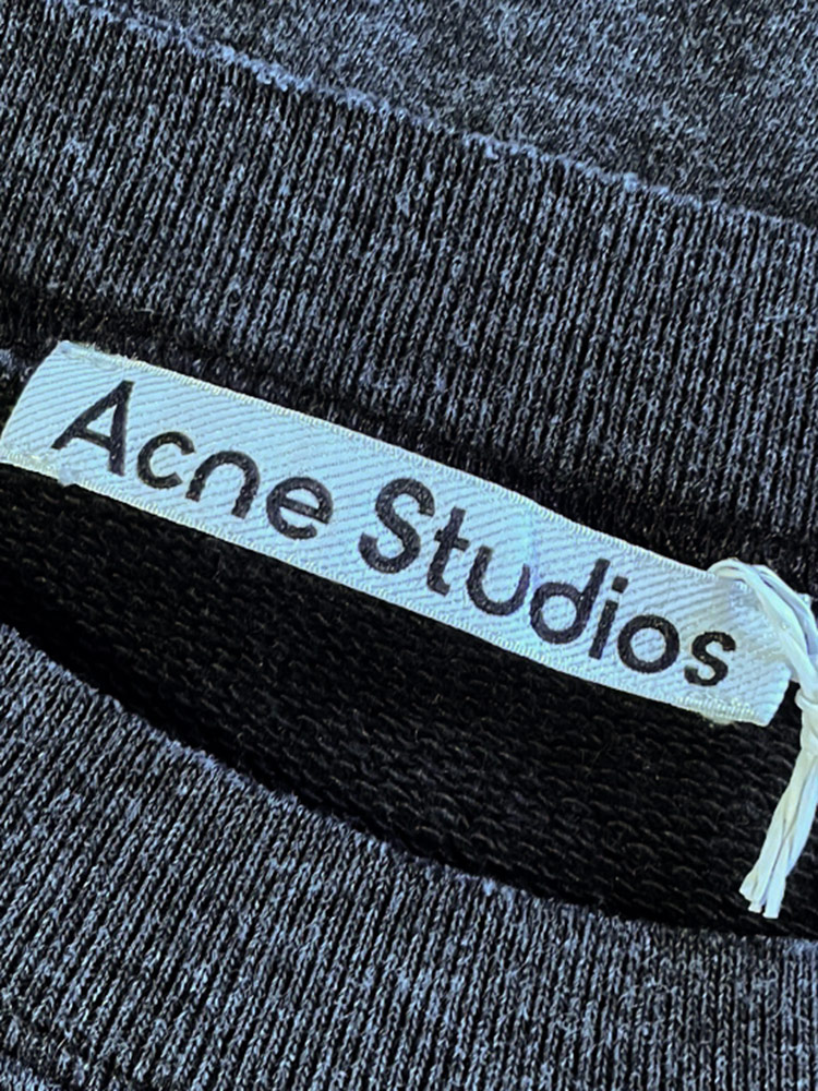 Acne Studios（アクネ ストゥディオズ） ダメージ加工 プリント