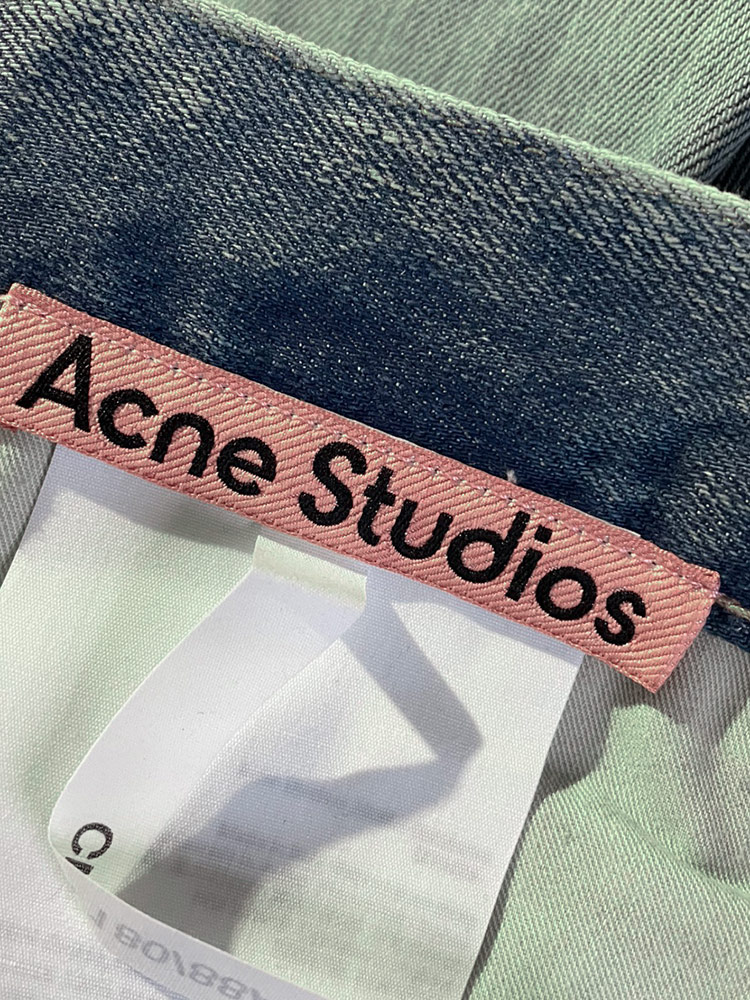 Acne Studios（アクネ ストゥディオズ） デニム パンツ ローライズ