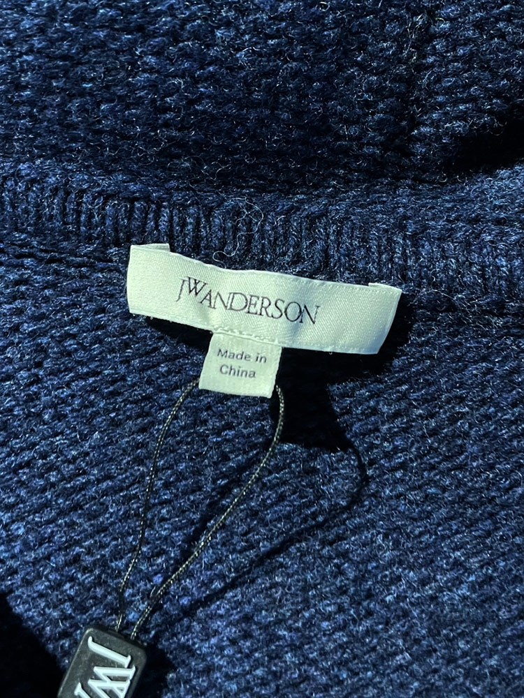 J.W.Anderson（ジェイダブリューアンダーソン） フーディ トップス JW