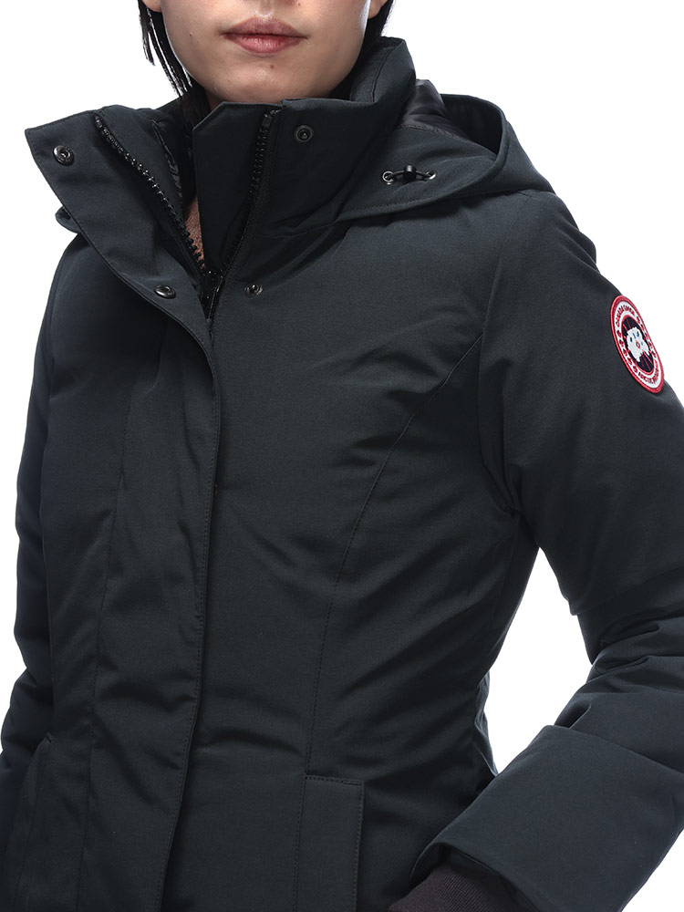 CANADA GOOSE（カナダグース） ダウン アウター フード ボタンジップ
