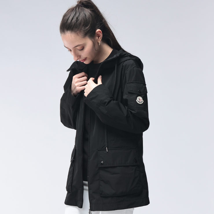 モンクレール ジャケット　ブルゾン　ルータス　サイズ1 美品 MONCLER（モンクレール） レディース ジャケット ロゴ フード