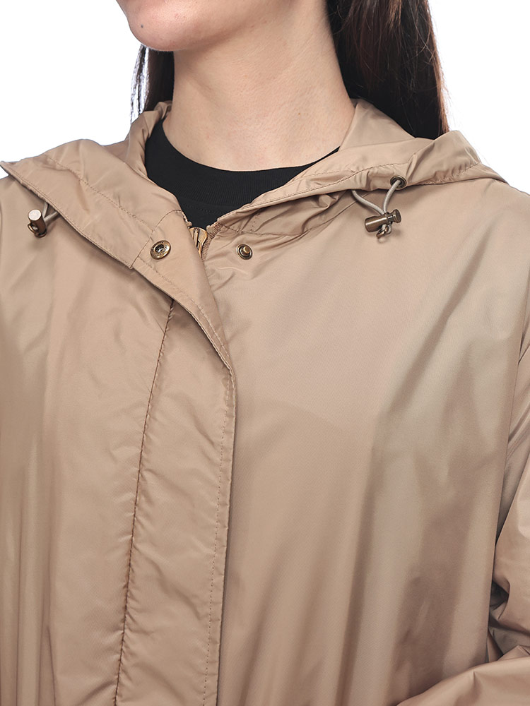 MONCLER（モンクレール） レディース パーカー コート フード付き