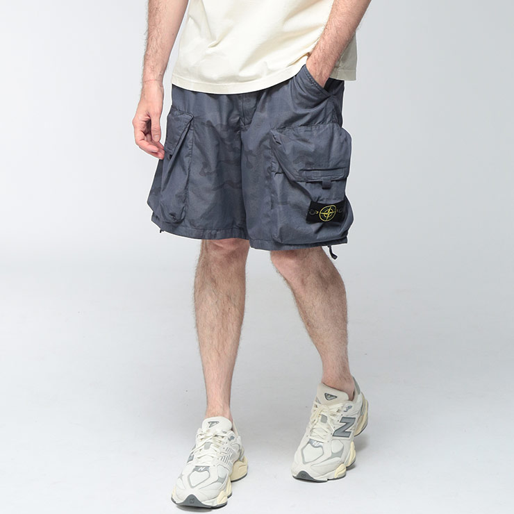 STONE ISLAND（ストーン アイランド） メンズ ショートパンツ