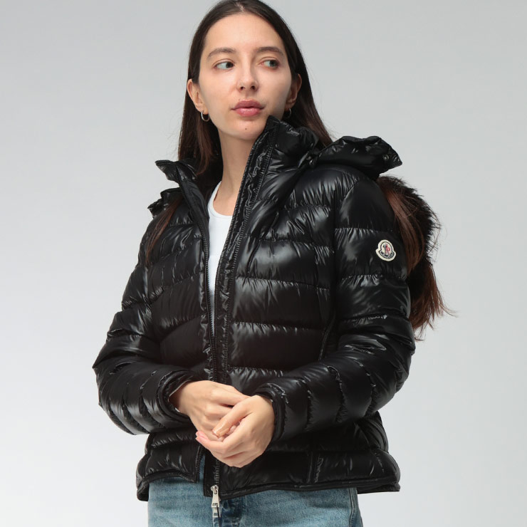 MONCLER（モンクレール） レディース ダウンジャケット ファーフード
