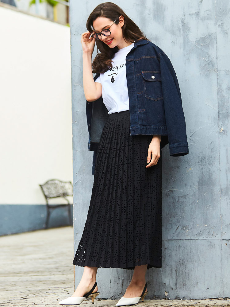 PRADA プラダ レディース Tシャツ ロゴプリント クルーネック