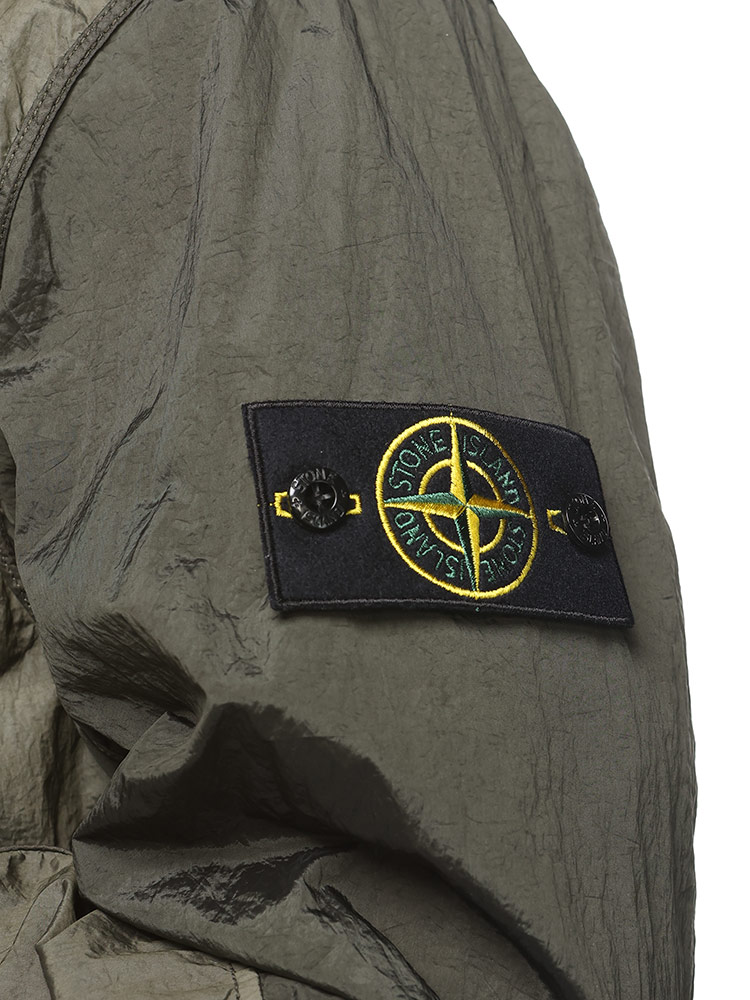 STONE ISLAND（ストーン アイランド） スタンドカラー ロゴパッチ