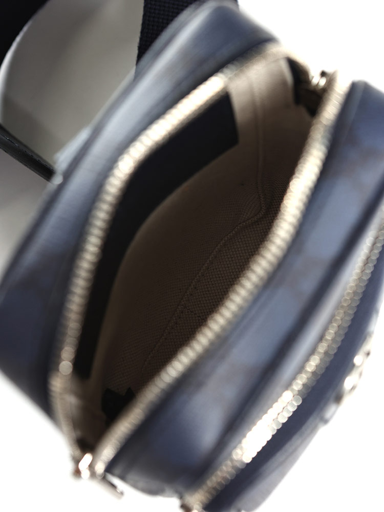 ぶーこさん専用グッチ　メッセンジャーショルダーバッグ GUCCI グッチ 682357 K5RLN ショルダーバッグ メンズ GG