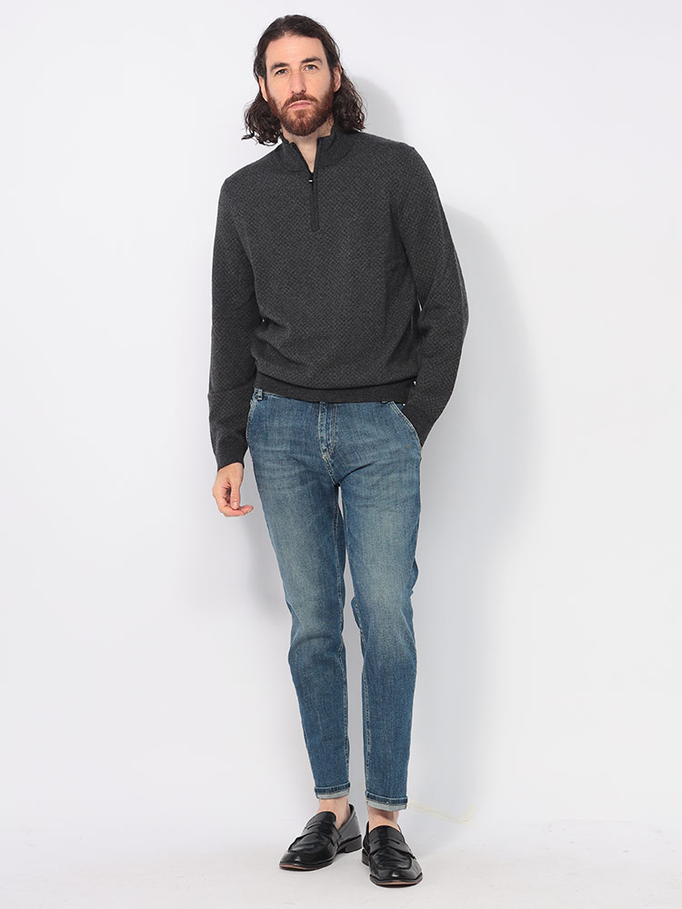 HUGO BOSS ヒューゴボス 収納パーカー付ウォーターレペレントハーフコート HUGO BOSS (ヒューゴボス) フード フルジップ 中綿 コート