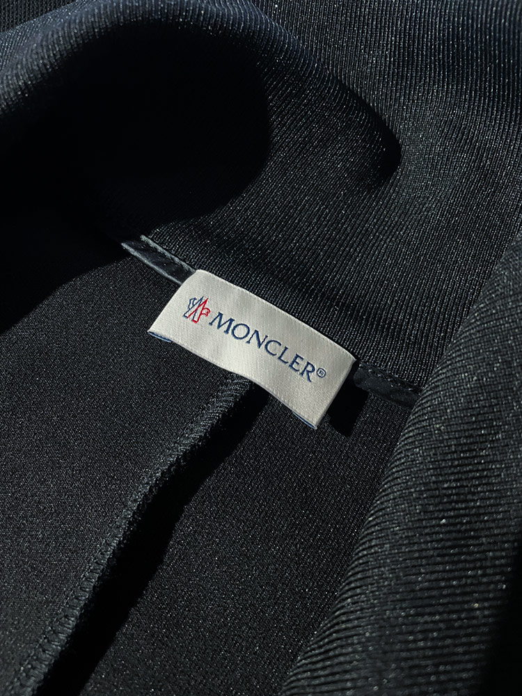MONCLER（モンクレール） ジップ ポケット 半袖 ワンピース