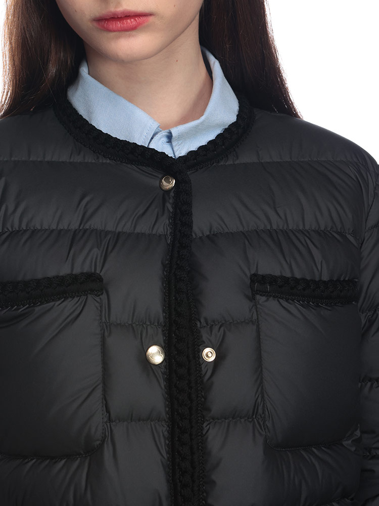 MONCLER モンクレール 編み込みトリミング ノーカラー ライト