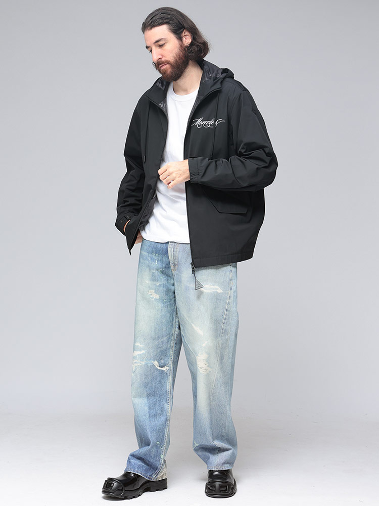 MONCLER（モンクレール） メンズ フード シーズンロゴ フルジップ
