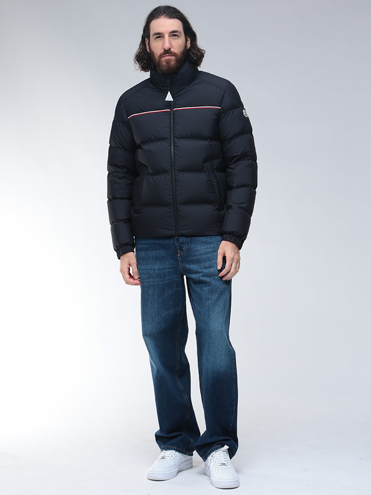 MONCLER（モンクレール） ダウン アウター メンズ フロント
